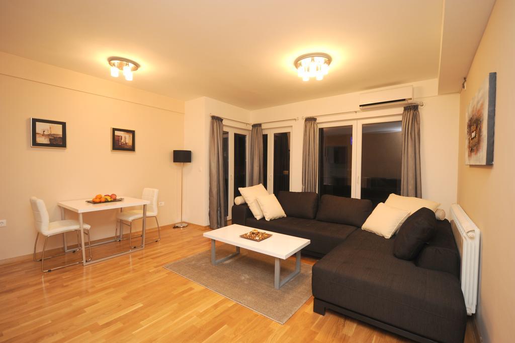 Exclusive Apartments Skopje Buitenkant foto