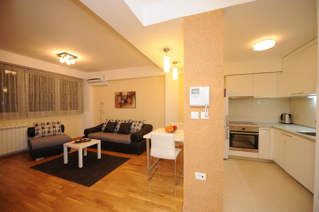 Exclusive Apartments Skopje Buitenkant foto