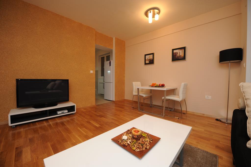Exclusive Apartments Skopje Buitenkant foto