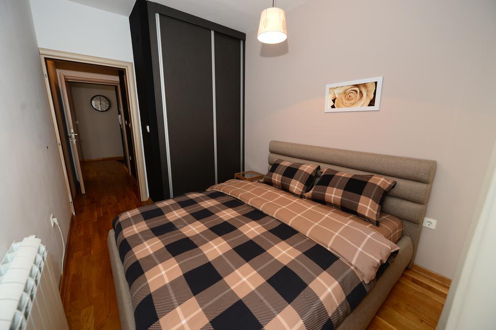 Exclusive Apartments Skopje Buitenkant foto